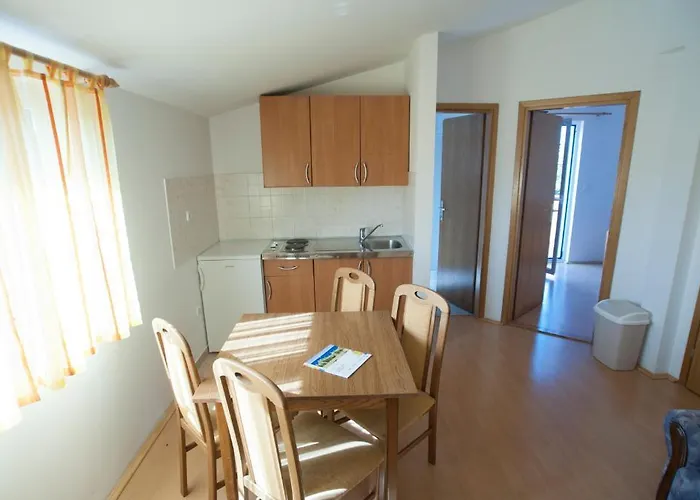 Lejlighed Maric With Parking