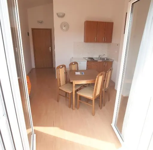 Maric With Parking Lejlighed Umag