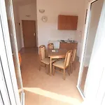 Maric With Parking Appartement Umag