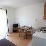 Appartement Maric With Parking *